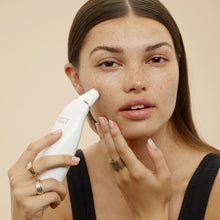 Load image into Gallery viewer, Exfora | Personal Microdermabrasion Wand.
